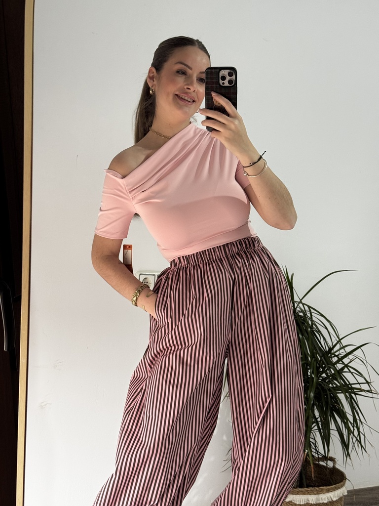 Camiseta asimétrica licra