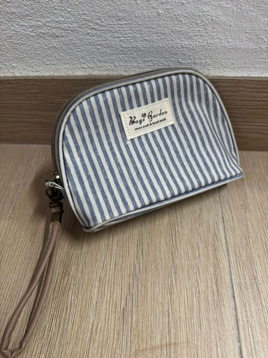 Bolsa de aseo Rayas pequeño