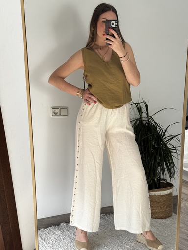 Pantalón tachuela