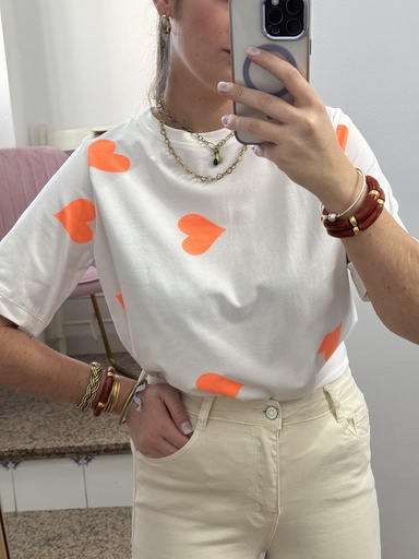 Camiseta corazones